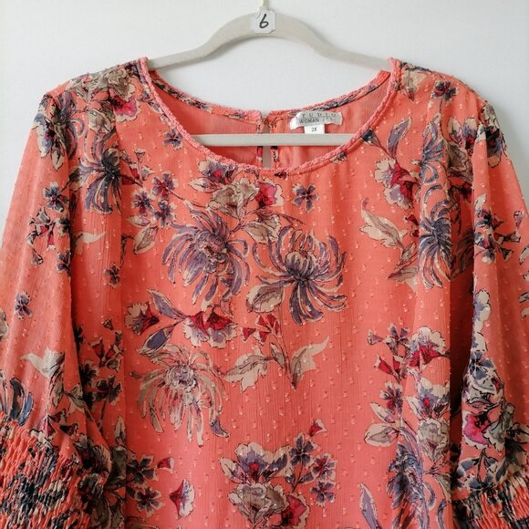 Studio Womens Peachy Pink Round Neck Bell Sleeve Floral Peasant Top Size 2X - Picture 2 of 7